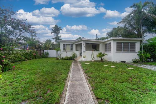 6250 Nw 41st St, Virginia Gardens, FL, 33166-6904 | Card Image
