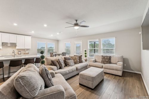 320 Shelton Pass, Cibolo, TX, 78108-0168 | Card Image