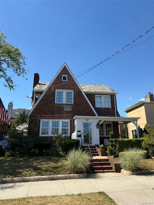 13812 Rockaway Beach Boulevard, New York, NY, 11694 | Card Image