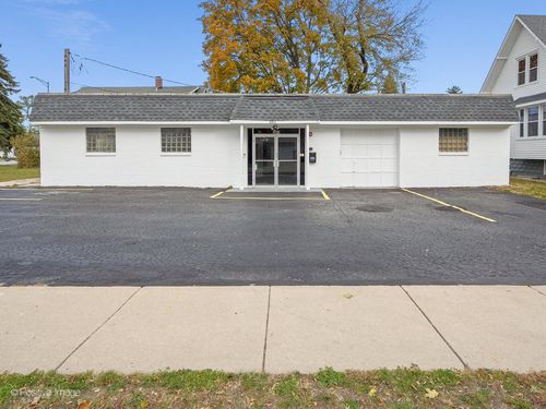 351 N York St, Elmhurst, IL, 60126-2321 | Card Image