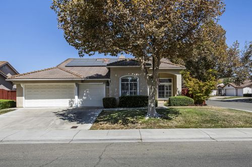 9904 River Oaks Drive, Stockton, CA, 95209 | Card Image
