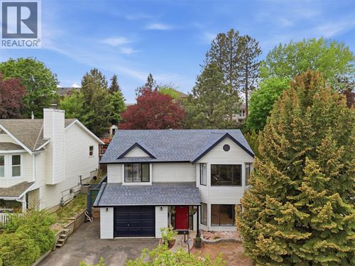 133 Robson Dr, Kamloops, BC, V2E2K6 | Card Image