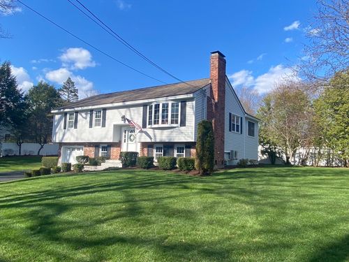 2 Fitzpatrick Rd, Grafton, MA, 01519-1025 | Card Image