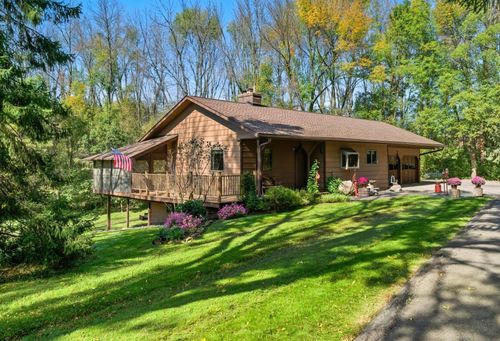 1104 60th Ave, Roberts, WI, 54023-8331 | Card Image