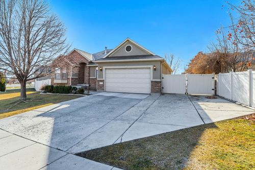 5729 W Swift Creek Rd, West Jordan, UT, 84081-6017 | Card Image