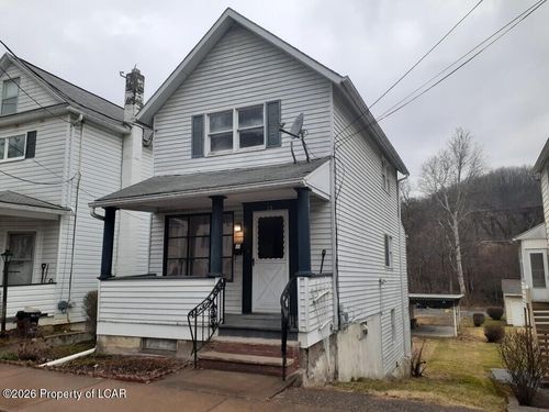 73 W Chestnut St, Wilkes Barre, PA, 18705-1748 | Card Image