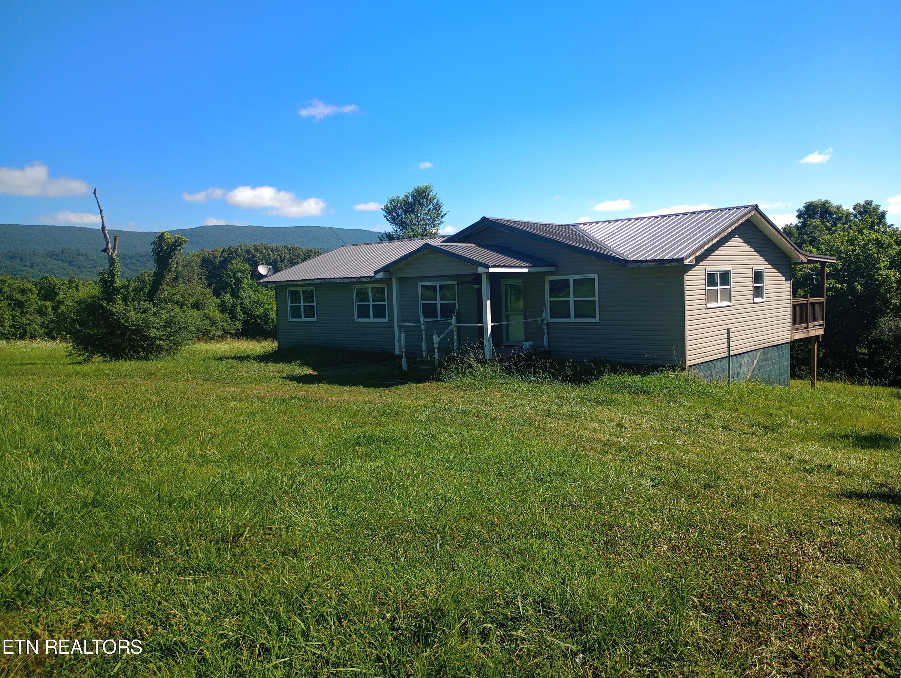 Hill Rd, Rutledge, TN 37861