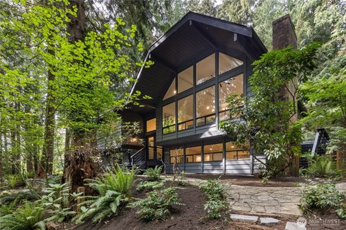 18126 Ne 185th Pl, Woodinville, WA, 98077-8230 | Card Image