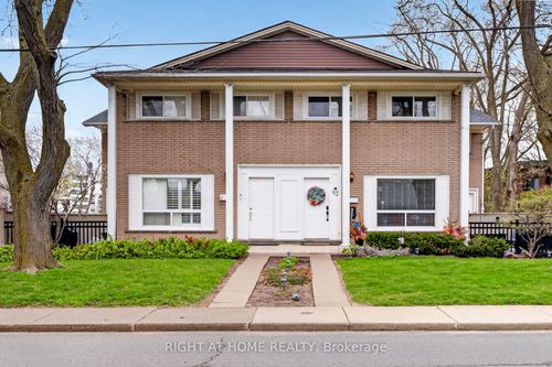 65 Woodman Dr S, Hamilton, ON, L8K4E2 | Card Image