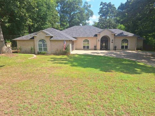 1804 W Lake Dr, Gladewater, TX, 75647-3208 | Card Image
