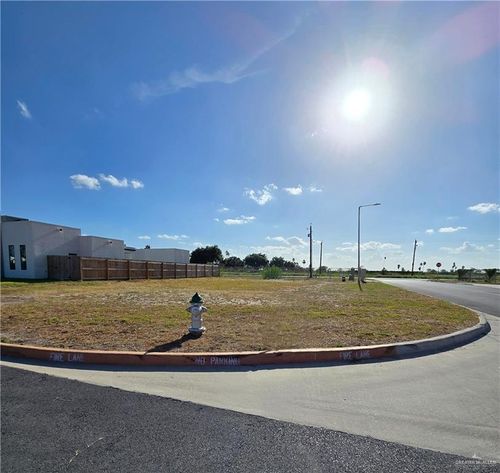 2630 S 43rd Ln, McAllen, TX, 78503-8243 | Card Image