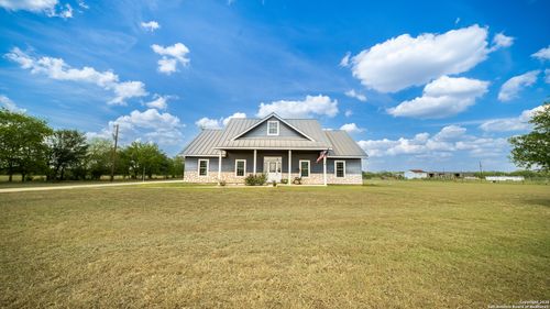 1005 E County Road 678, Natalia, TX, 78059-2492 | Card Image