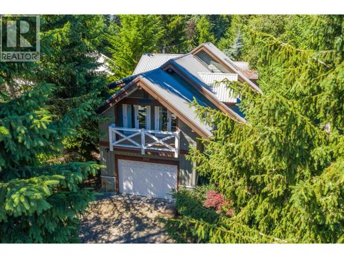 7313 Fitzsimmons Rd S, Whistler, BC, V8E0E5 | Card Image