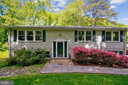 10806 Oldfield Dr, RESTON, VA, 20191-5208 | Card Image