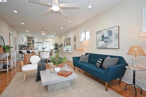 2732 Garden St, Oakland, CA, 94601-1314 | Card Image