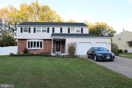 9 Hampshire Ave, BLACKWOOD, NJ, 08012-2507 | Card Image