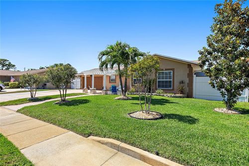 13035 91st Ave, SEMINOLE, FL, 33776-2518 | Card Image