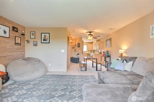 1450 Mountain View Dr, Condo with 2 bedrooms, 2 bathrooms and 2 parking in Enumclaw WA | Image 7