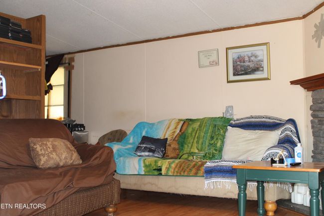2122 Pickett Park Hwy, House other with 3 bedrooms, 2 bathrooms and null parking in Jamestown TN | Image 11