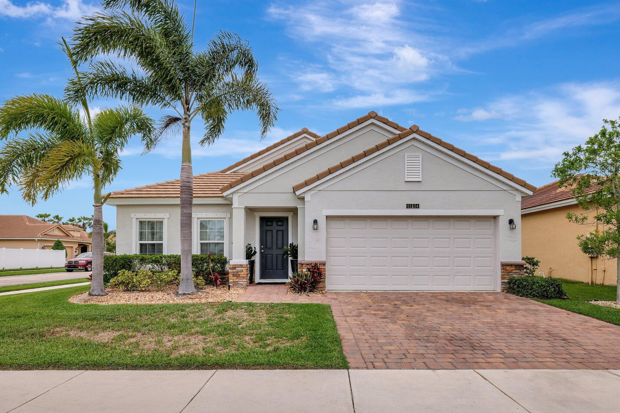 Halton St, Port Saint Lucie, FL 34987