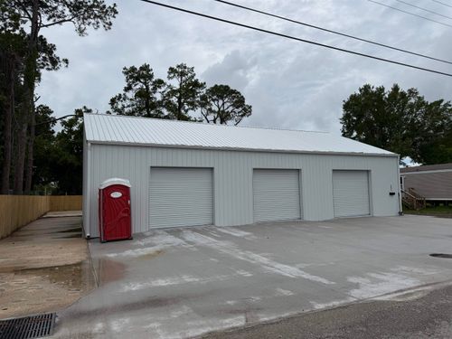 221 Cortez Dr, Thibodaux, LA, 70301 | Card Image
