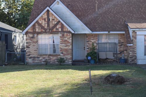 17002 Hall Shepperd Rd, Houston, TX, 77049-1017 | Card Image