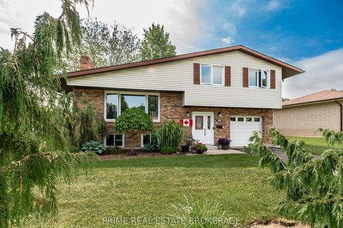 188 Elm St, West Lorne, ON, N0L2P0 | Card Image