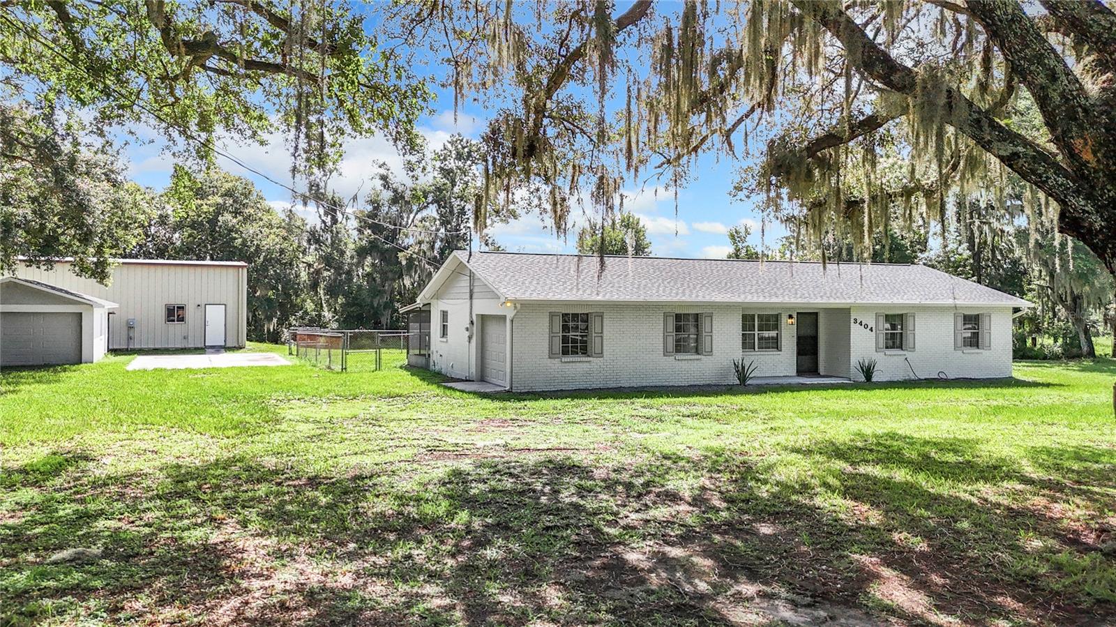 Thonotosassa Rd, Plant City, FL 33565