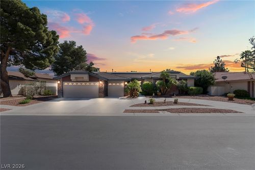 4738 Antelope Wells Dr, Las Vegas, NV, 89129-5941 | Card Image