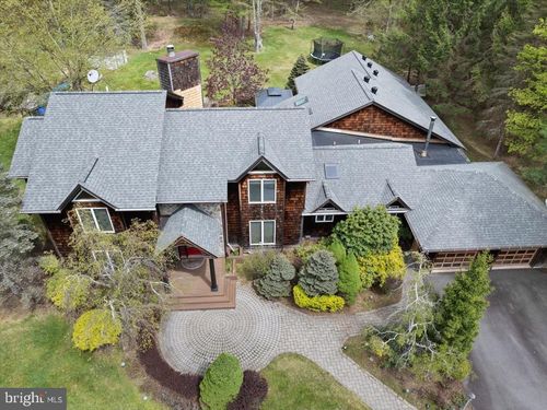 187 Sawmill Rd, Pocono Lake, PA, 18347-8600 | Card Image