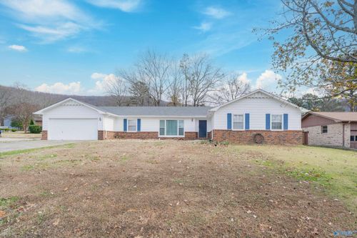 9403 Ojay Dr Se, Huntsville, AL, 35803-1313 | Card Image