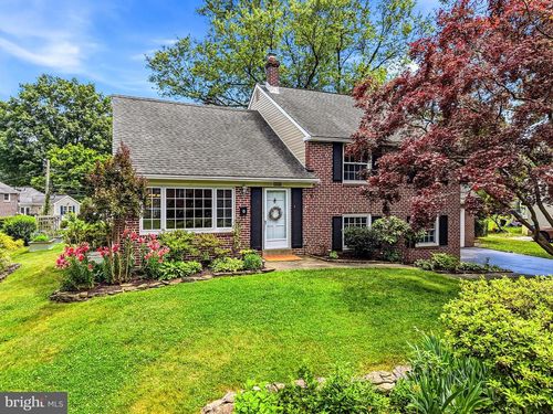 118 Cameron Dr, WALLINGFORD, PA, 19086-6614 | Card Image