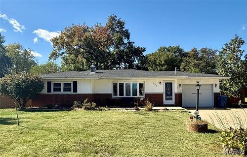 227 Wolf Ave, Hamel, IL, 62046-1112 | Card Image