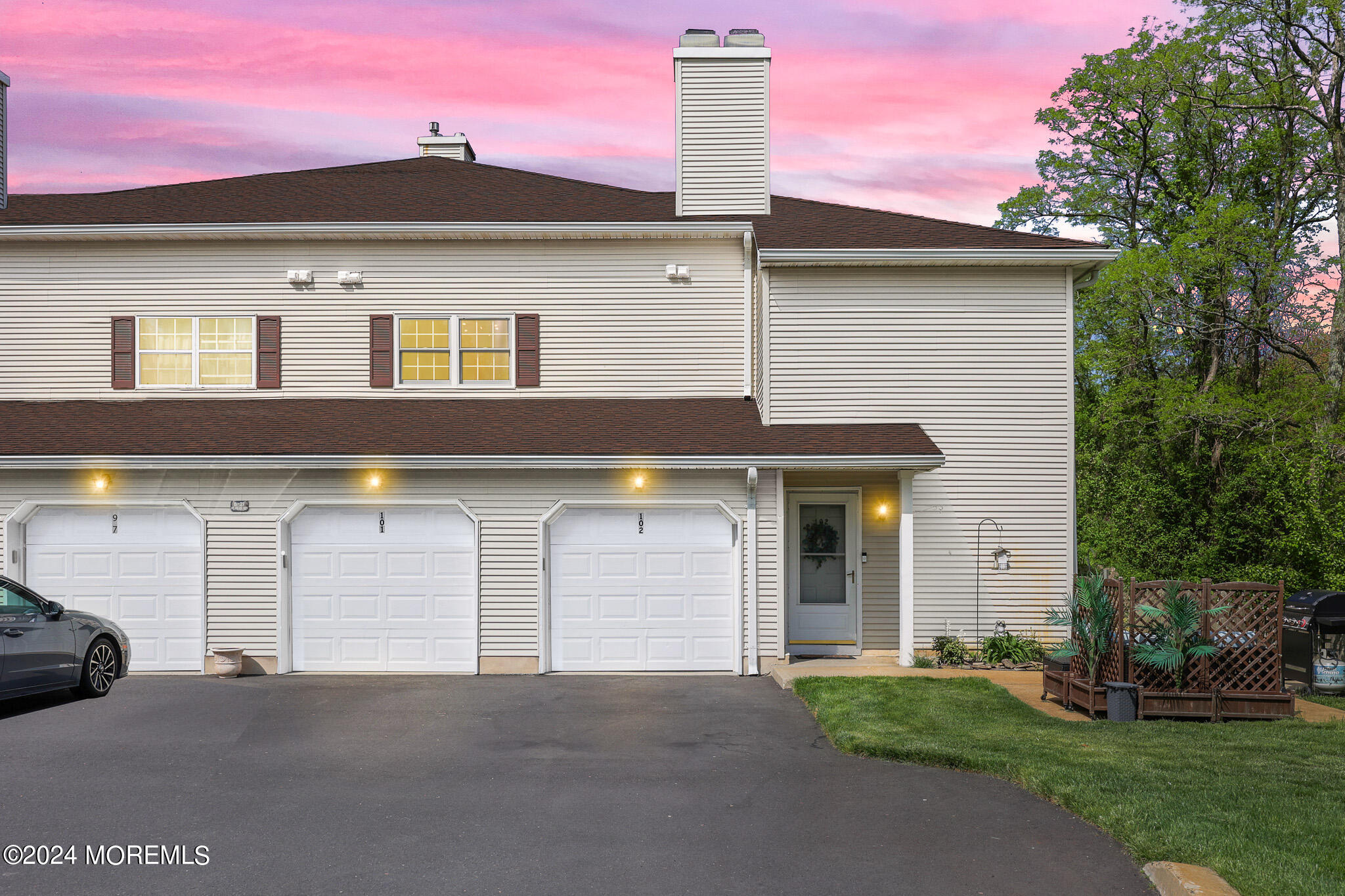 Racquet Rd, Wall Township, NJ 07719