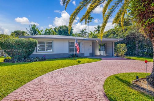 waterfront-2020 Nw 33rd Ct, Oakland Park, FL, 33309-5743 | Card Image