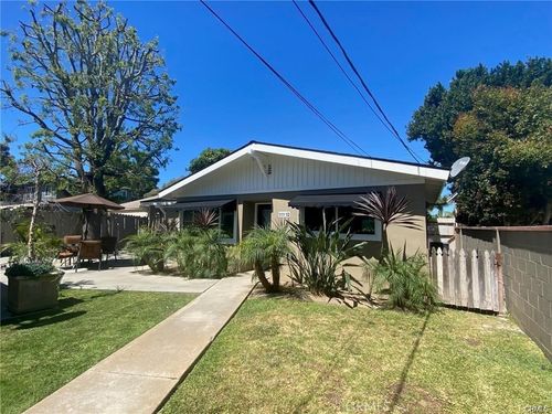 12-1111 Lake St, Huntington Beach, CA, 92648 | Card Image