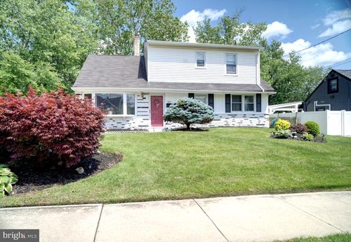 587 Muhlenberg Ave, WENONAH, NJ, 08090-1348 | Card Image