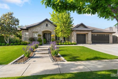 13012 Plumas Wood Ln, Bakersfield, CA, 93314-8014 | Card Image