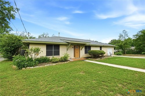 208 N Cedar St, Buda, TX, 78610-3354 | Card Image