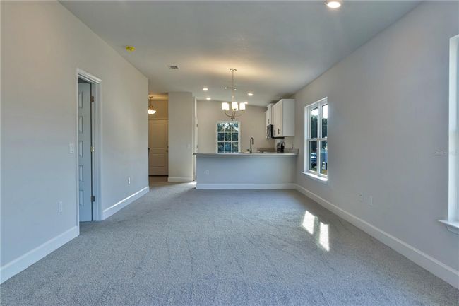 3298 E Iris Ln, House other with 3 bedrooms, 2 bathrooms and null parking in BELL FL | Image 7