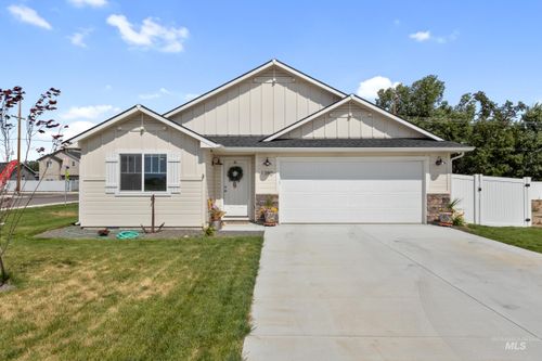1380 Dawn St, Weiser, ID, 83672-1010 | Card Image