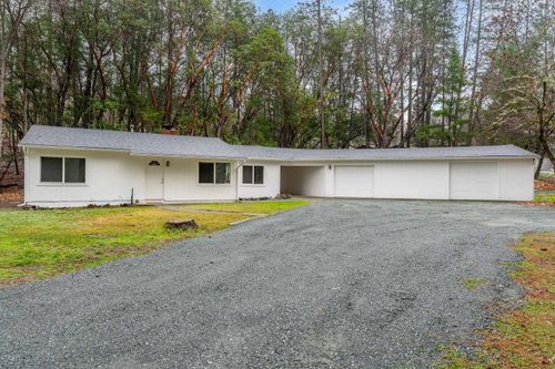 1707 Foots Creek L Fork Rd, Gold Hill, OR, 97525-5717 | Card Image