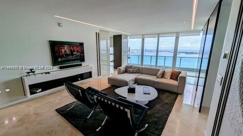 apt-4303-1331 Brickell Bay Dr, Miami, FL, 33131-3687 | Card Image