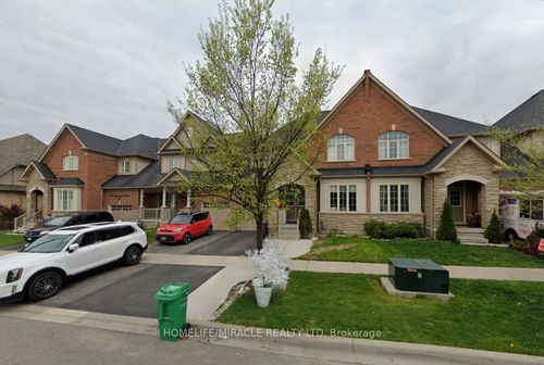 46 Naperton Dr, Brampton, ON, L6R0Z7 | Card Image