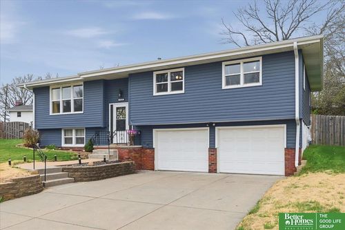 11324 Castelar Cir, Omaha, NE, 68144-3085 | Card Image