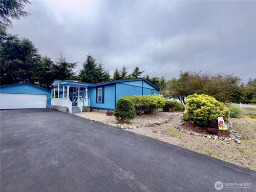 609 Chenois Ave Ne, Ocean Shores, WA, 98569-9408 | Card Image