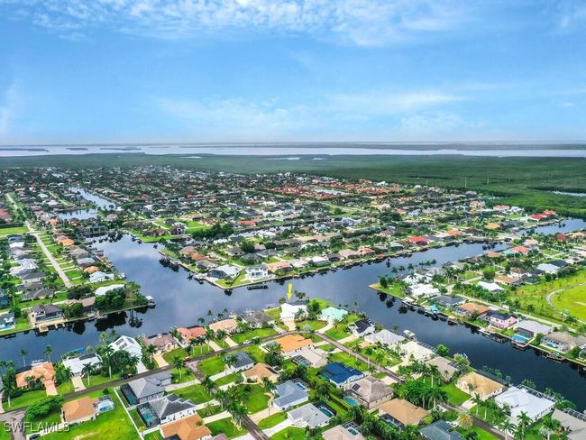 2546 Sw 45 Th St, House other with 4 bedrooms, 3 bathrooms and null parking in Cape Coral FL | Image 27