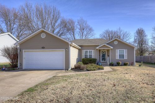 1019 Wilson St, Webb City, MO, 64870-2093 | Card Image