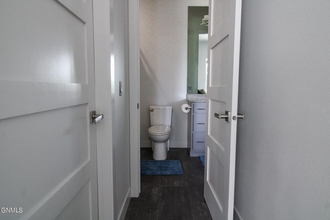 Shared Bath between Bedroom 2 & 3 | Image 70