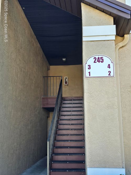 3-245 Spring Dr, MERRITT ISLAND, FL, 32953-4009 | Card Image